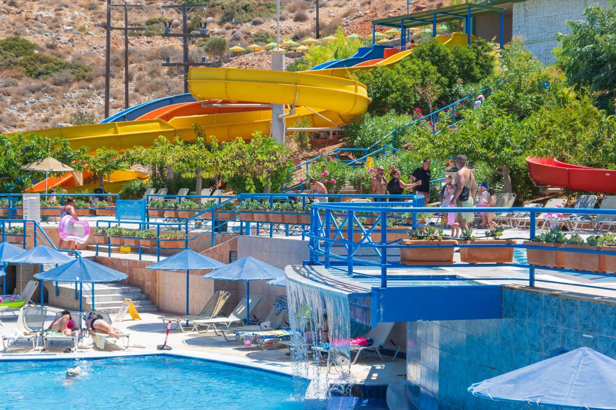 Aqua Sun Village 헐소니소스 외부 사진